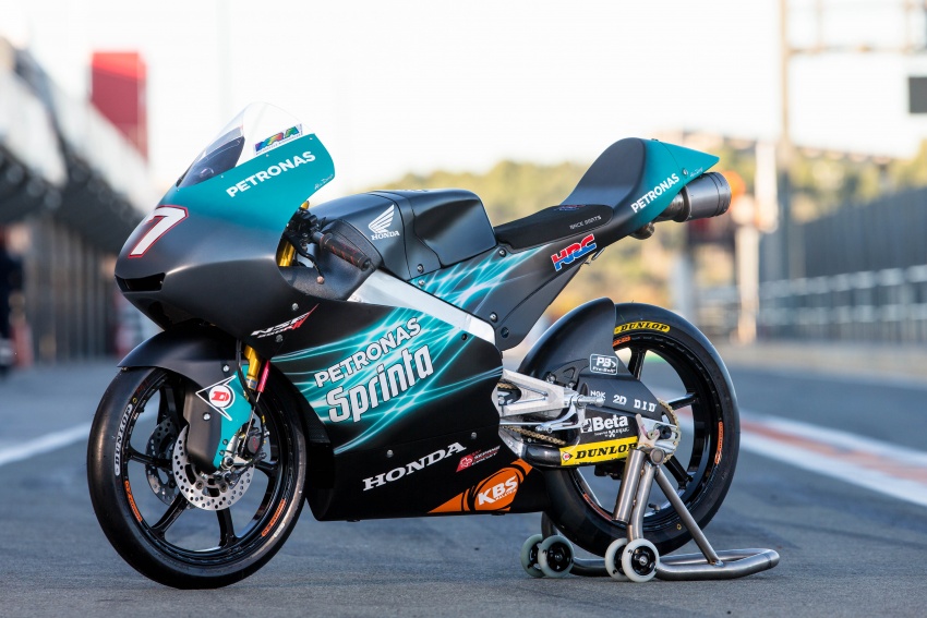 Adam Norrodin dan Ayumu Sasaki akan berlumba dalam Moto3 dengan pasukan Petronas Sprinta Racing 779239