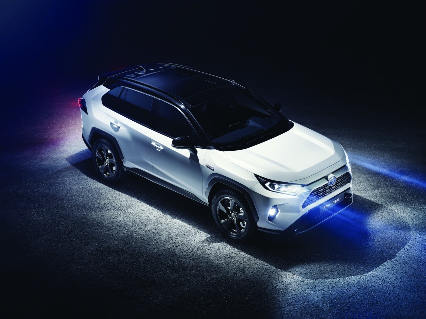 2019 Toyota RAV4 makes its New York debut – TNGA platform, Dynamic Force engines, all-new styling 798001