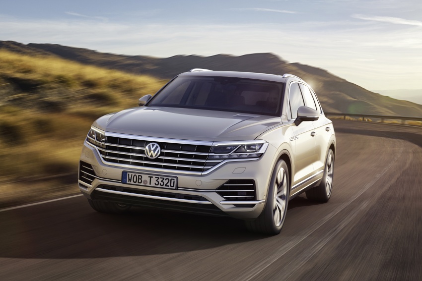 2019 Volkswagen Touareg debuts with 15-inch display 795553