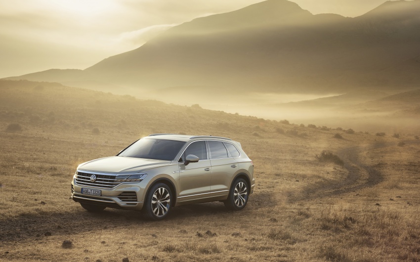 2019 Volkswagen Touareg debuts with 15-inch display 795557