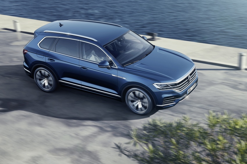2019 Volkswagen Touareg debuts with 15-inch display 795565