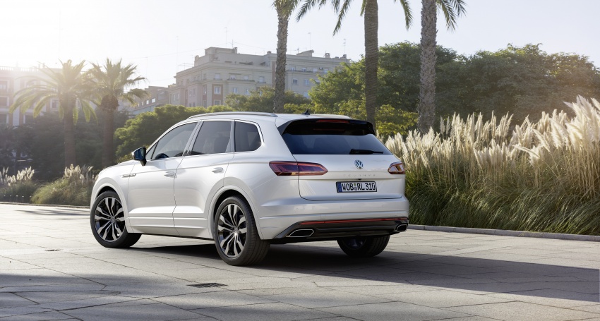 2019 Volkswagen Touareg debuts with 15-inch display 795572