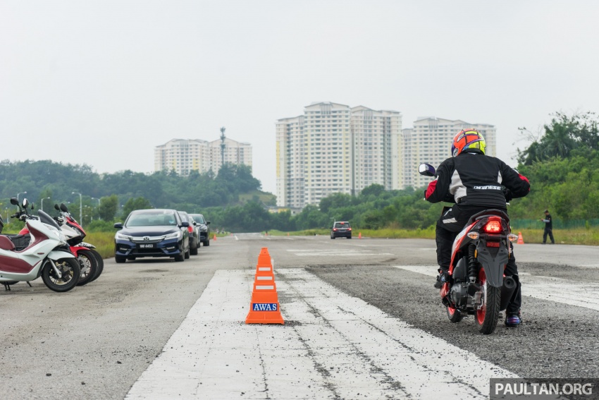 ASEAN NCAP organises first blind spot monitor test 788142