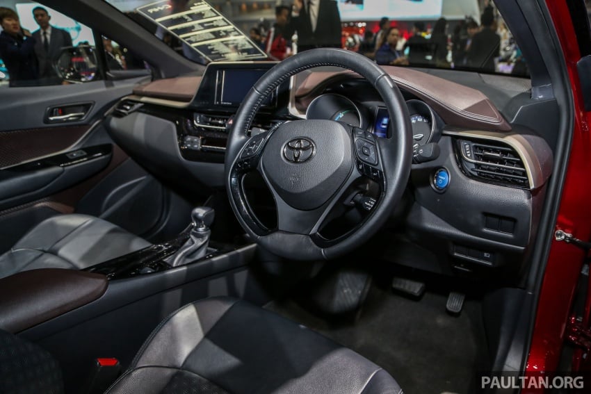 Bangkok 2018: Toyota C-HR with TRD, Modellista kits 796622