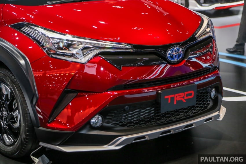 Bangkok 2018: Toyota C-HR with TRD, Modellista kits 796608