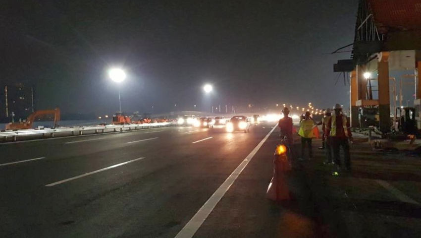 Batu Tiga toll plaza phase three demolition complete – all lanes on main stretch of Federal Highway fully open 790555