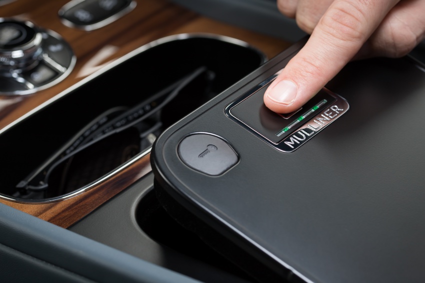 Bentley Bentayga gains biometric security stowage 793124