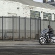 Indian Chieftain Elite Black Hills Silver – dicat khas menggunakan tangan, setiap unit ambil masa 25 jam