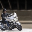Indian Chieftain Elite Black Hills Silver – dicat khas menggunakan tangan, setiap unit ambil masa 25 jam