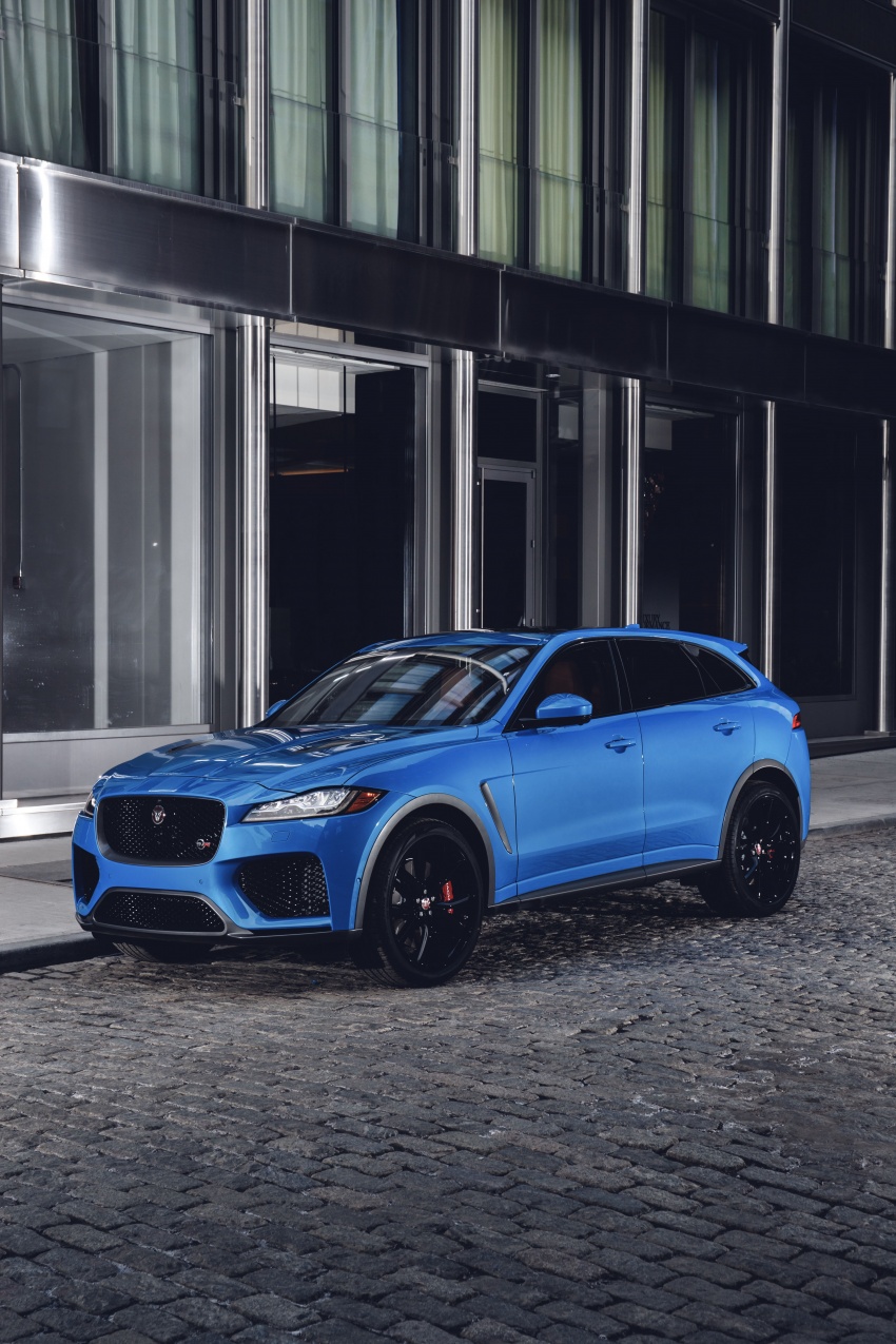 Jaguar F-Pace SVR revealed with 550 PS and 680 Nm 798099