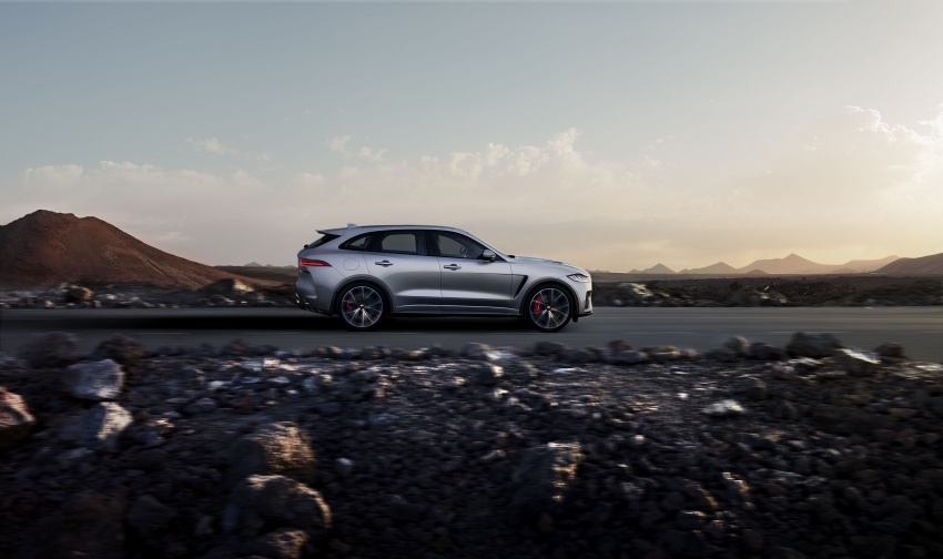 Jaguar F-Pace SVR revealed with 550 PS and 680 Nm 798164