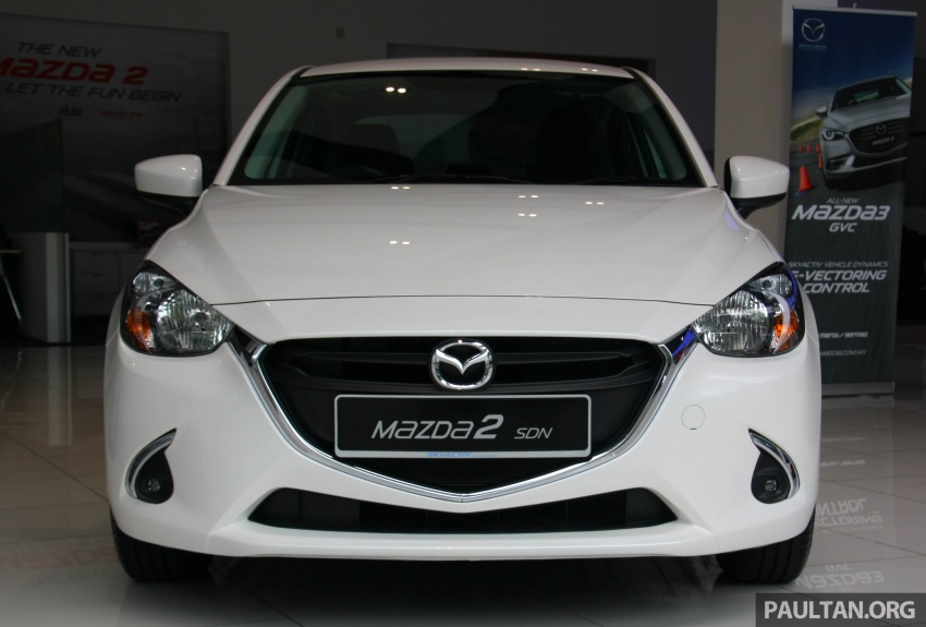Mazda 2 spesifikasi pertengahan kini di M’sia, RM76k Image #798492