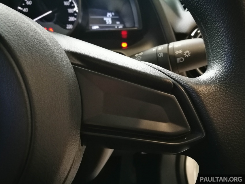 Mazda 2 spesifikasi pertengahan kini di M’sia, RM76k Image #798592