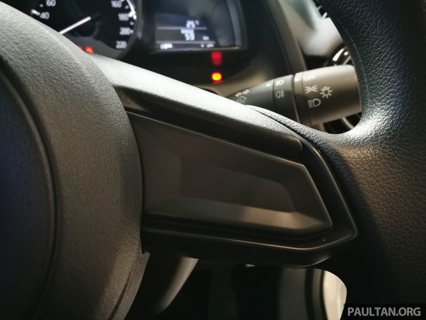 Mazda 2 spesifikasi pertengahan kini di M’sia, RM76k Image #798593