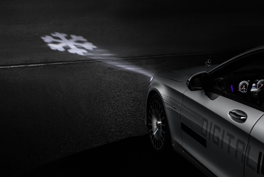 Mercedes-Benz Digital Light system makes its debut 786569