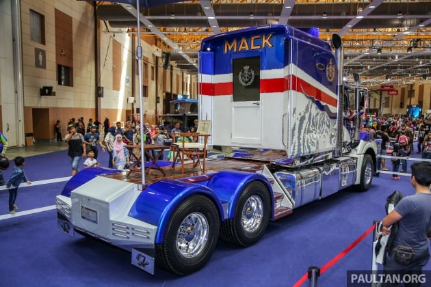 GALERI: Trak Mack Super-Liner custom Kesultanan Johor dipamerkan di Malaysia Bike Week (MBW) 2018