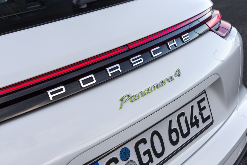 Porsche Panamera Sport Turismo – wagon mewah kini diperkenalkan secara rasmi di M’sia dengan 3 varian 797571