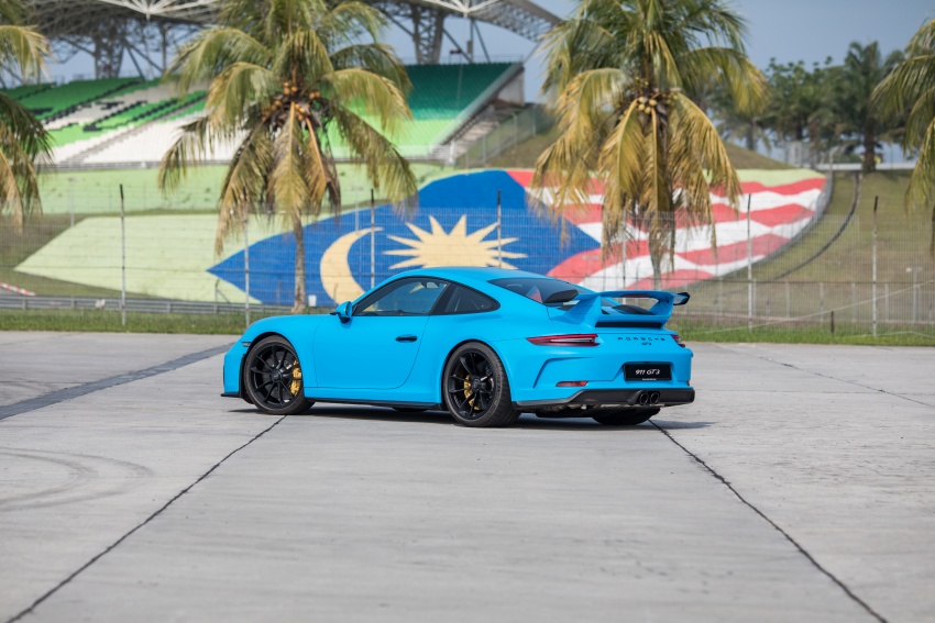 Porsche 911 GT3 – three bespoke units for Malaysia 797142