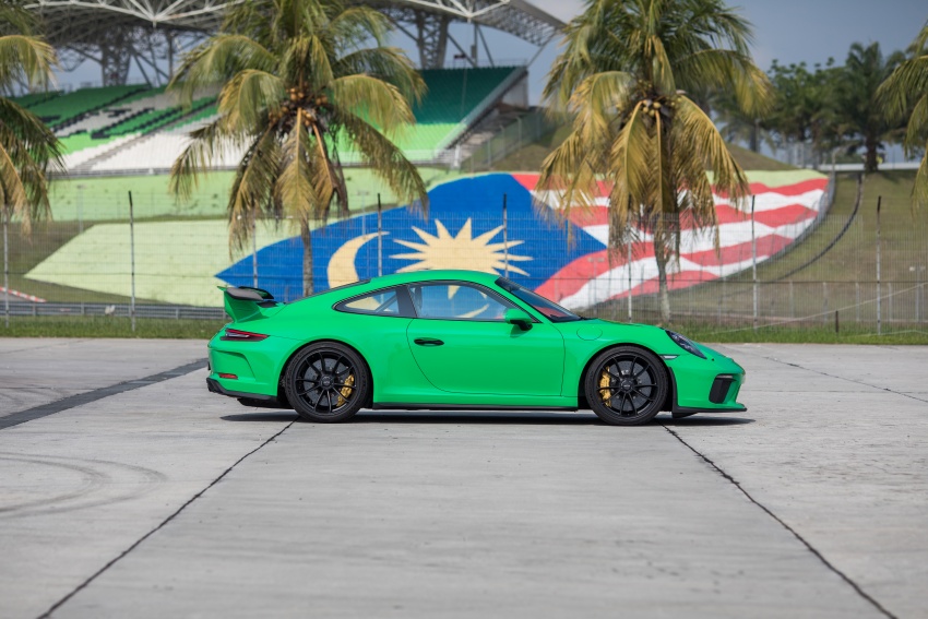 Porsche 911 GT3 – three bespoke units for Malaysia 797105