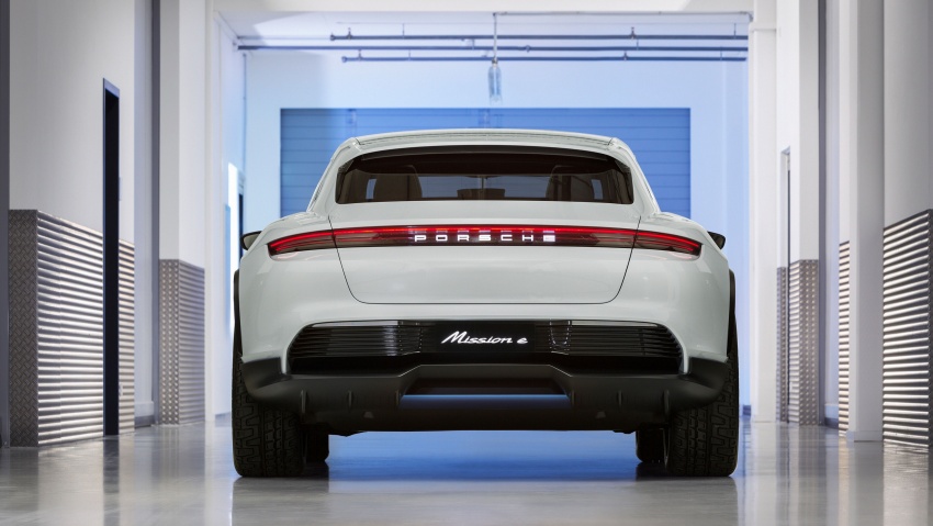Porsche Mission E Cross Turismo Concept – EV gaya seperti Panamera Sport Turismo,  tetapi lebih tinggi 787946