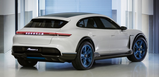 Porsche Mission E Cross Turismo Concept – EV gaya seperti Panamera Sport Turismo,  tetapi lebih tinggi