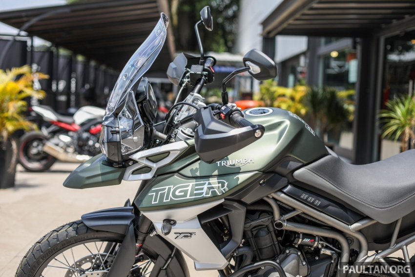 FIRST LOOK: 2018 Triumph Tiger 800 XCx and XRx adventure bikes – RM74,900 and RM69,900 786913