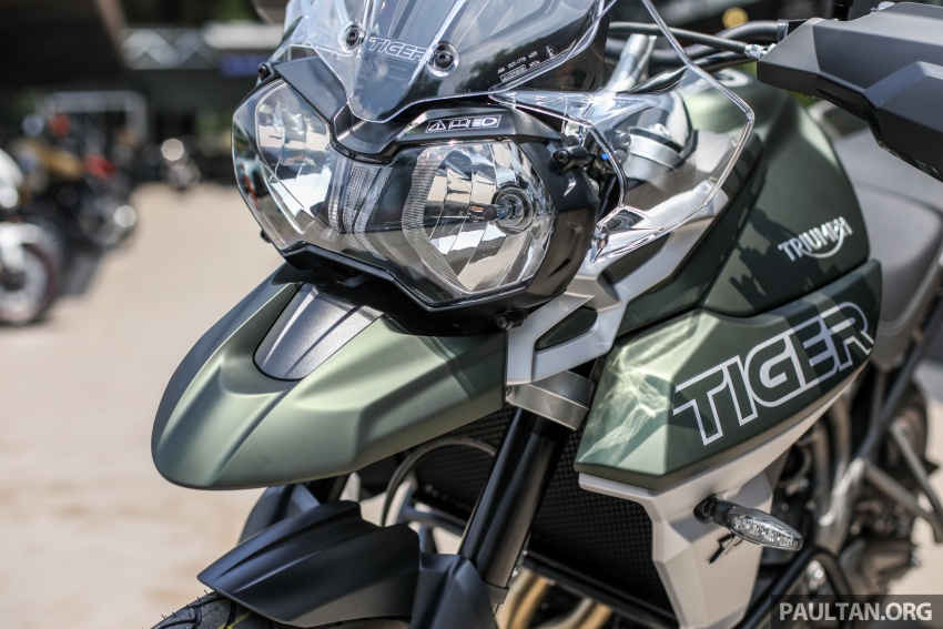 FIRST LOOK: 2018 Triumph Tiger 800 XCx and XRx adventure bikes – RM74,900 and RM69,900 786922
