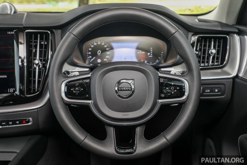 FIRST DRIVE: 2018 Volvo XC60 T8 Inscription Plus 799559