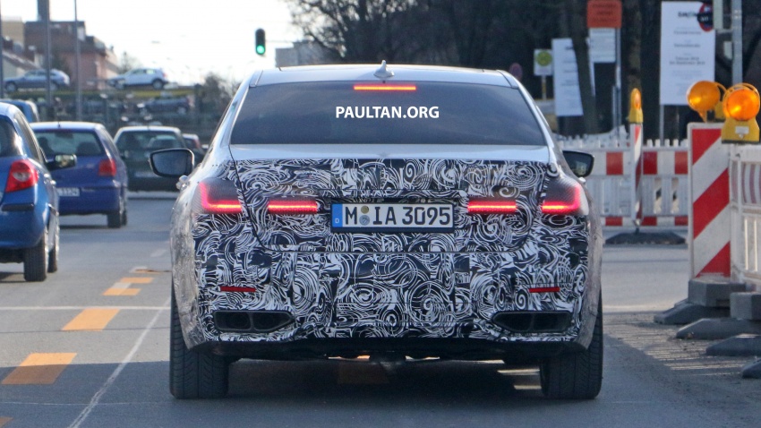 SPIED: G11 BMW 7 Series LCI – even bigger grille? 804360