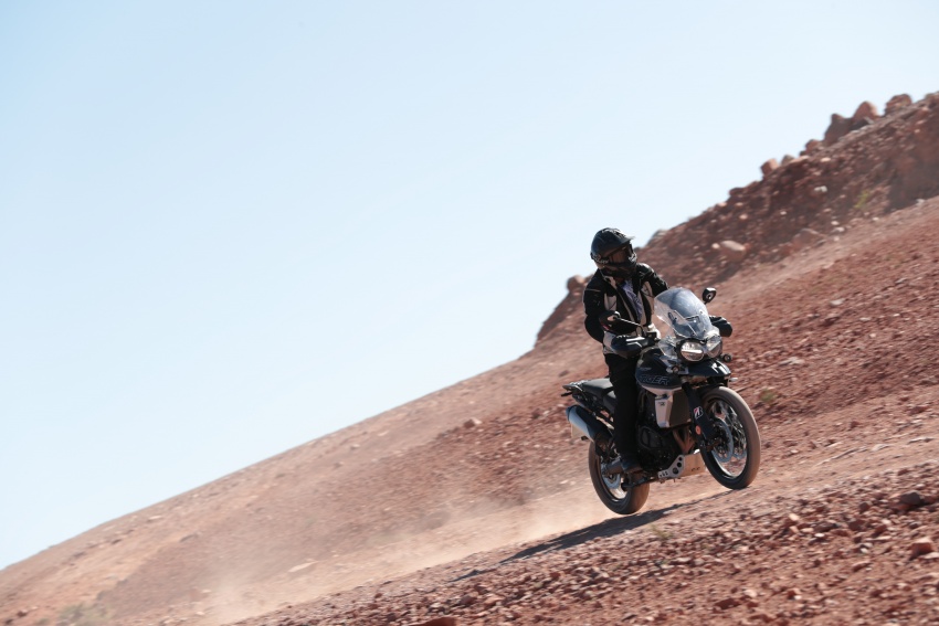 Bridgestone Battlax A41 adventure and T31 sports-touring tyres – we test them in the African high desert 802670