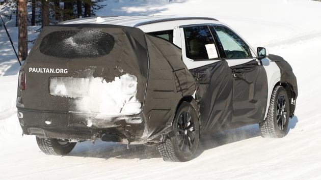 SPIED: Hyundai eight-seat SUV spotted winter testing