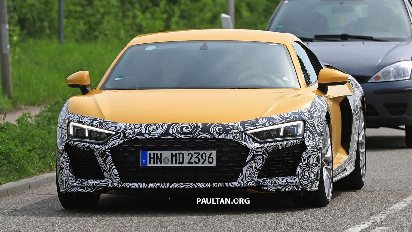 SPIED: Audi R8 V10 facelift spotted for the first time 813659