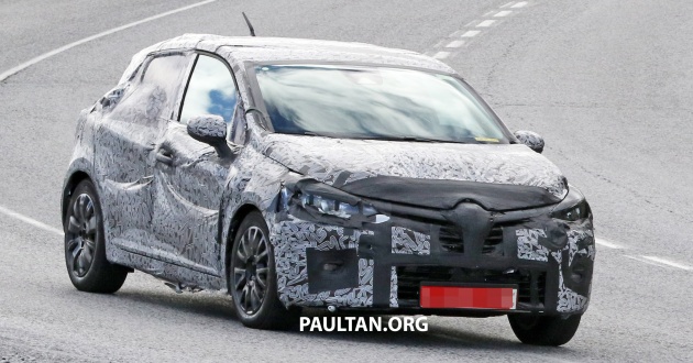 SPYSHOTS: 2019 Renault Clio spotted – baby Megane