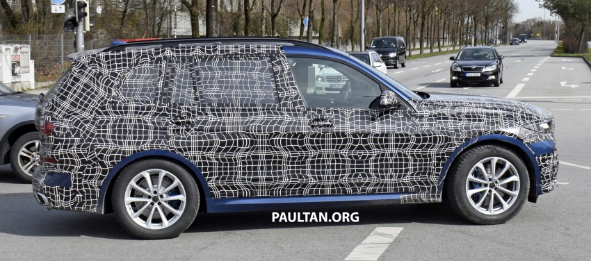 SPIED: BMW X7 seen with less camo, inside and out 804486