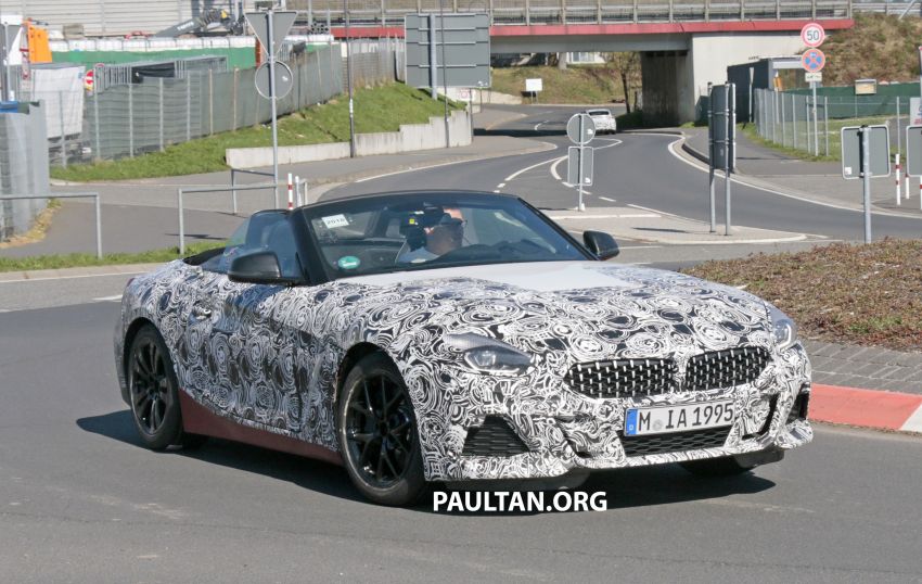SPYSHOTS: BMW Z4 spotted – top down with interior 808816