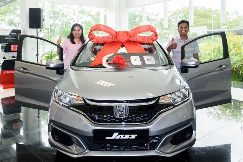 Honda Malaysia presents new Jazz, other prizes to Chinese New Year “SMS & Win” contest winners 802569