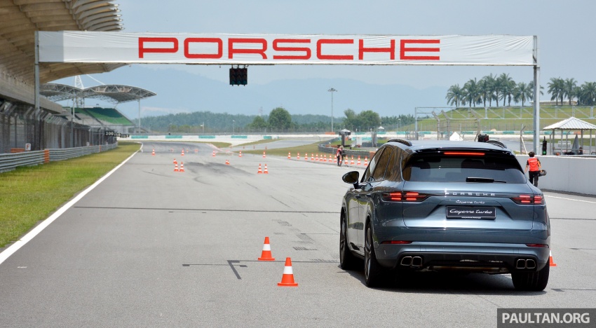 DRIVEN: E3 Porsche Cayenne tested on- and off-road – new brake technology, four-wheel steering and more 802611