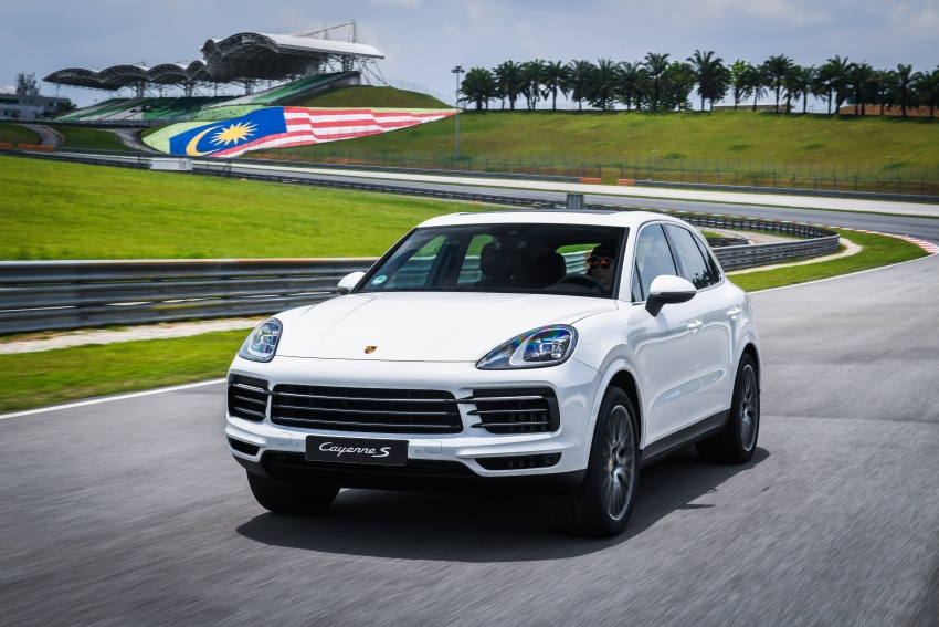 DRIVEN: E3 Porsche Cayenne tested on- and off-road – new brake technology, four-wheel steering and more 802642