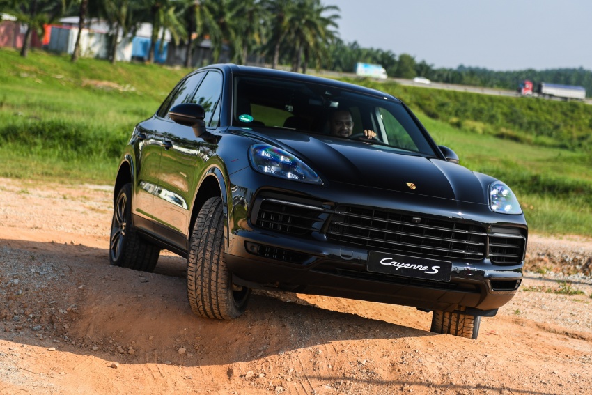 DRIVEN: E3 Porsche Cayenne tested on- and off-road – new brake technology, four-wheel steering and more 802629