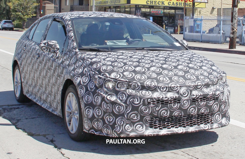 SPIED: 2019 Toyota Corolla sedan drops some camo 808440