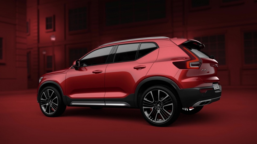 Volvo XC40 now offered with an exterior styling kit 801648