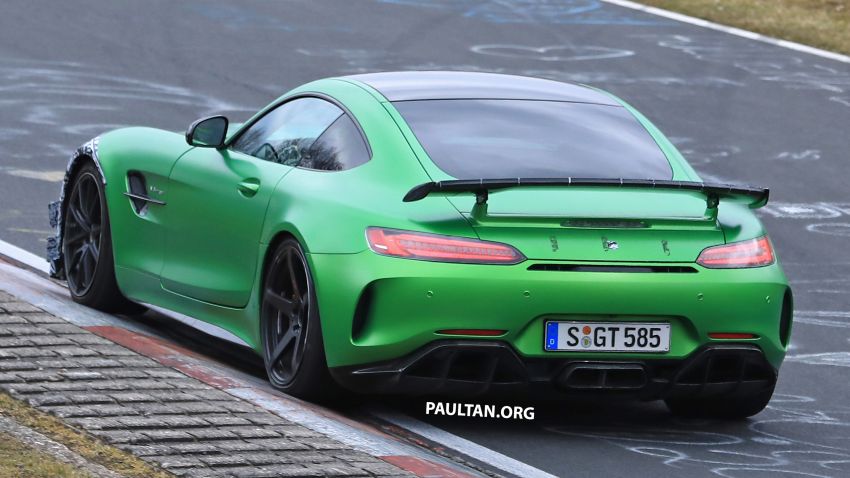 SPIED: Mercedes-AMG GT R facelift seen – more aero? 820390