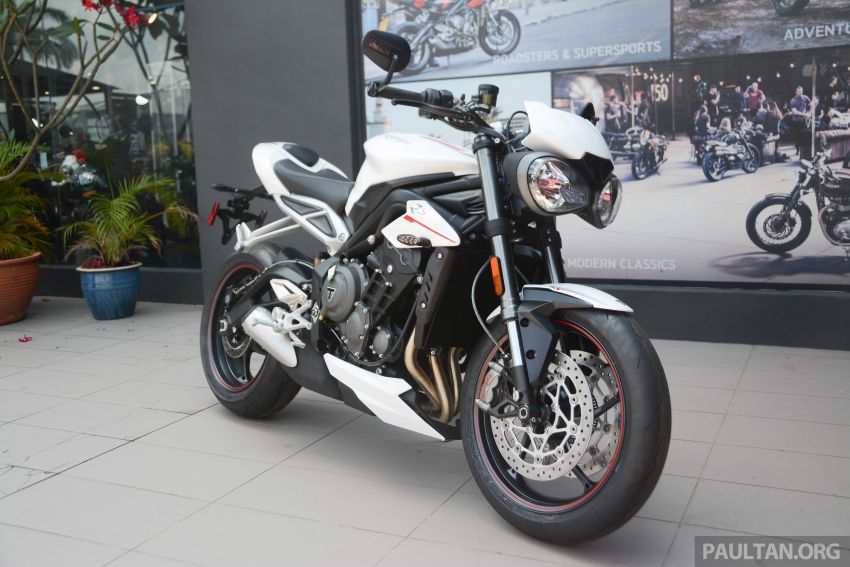 2019 Triumph Street Triple 765RS in new colours – priced at RM62,900, 765S at RM49k, 765R at RM57k 818046