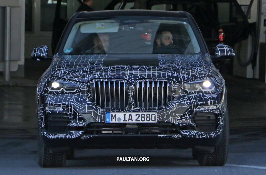 G05 BMW X5 officially teased, spyshots show interior 820663