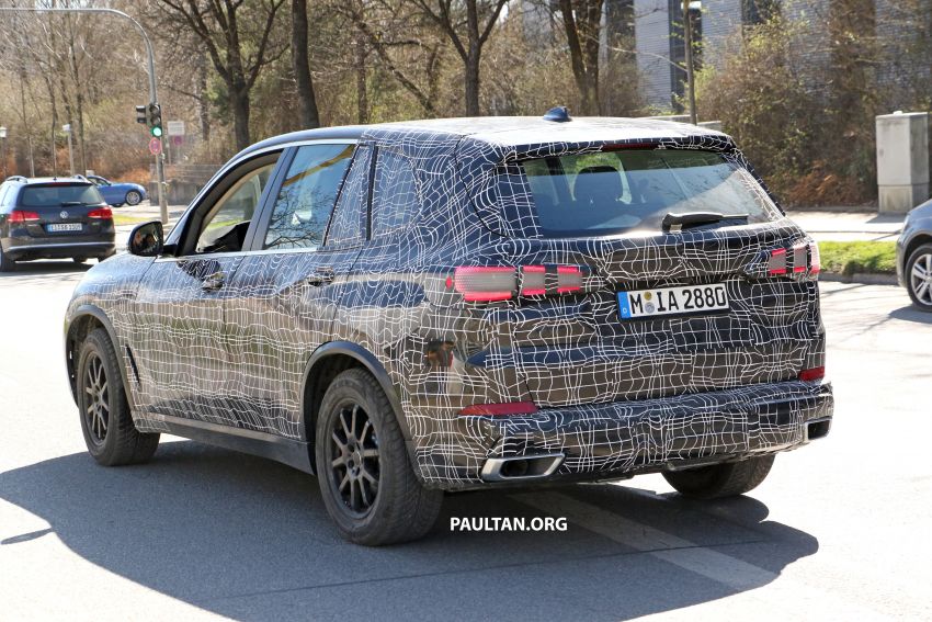 G05 BMW X5 officially teased, spyshots show interior 820672
