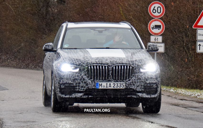 G05 BMW X5 officially teased, spyshots show interior 820685