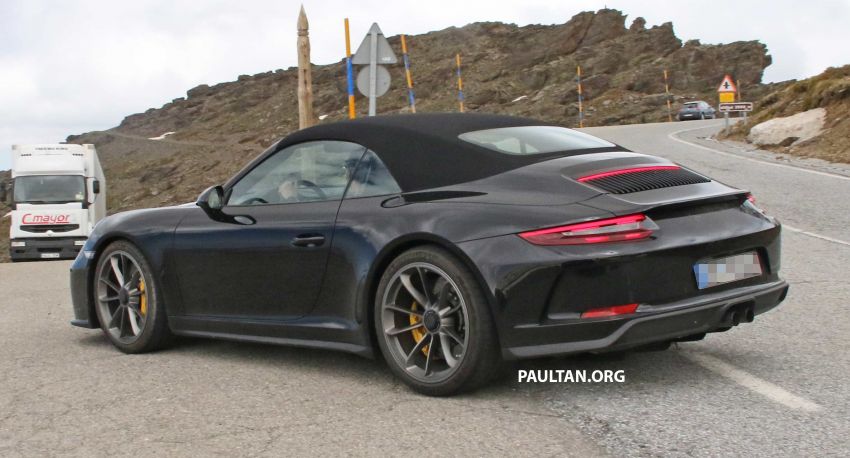 SPYSHOTS: Porsche 911 GT3 Touring Cabriolet seen? 820188