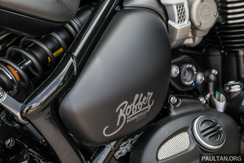 REVIEW: 2018 Triumph Bonneville Bobber Black – muscular retro-styled classic riding, RM74,900 817111