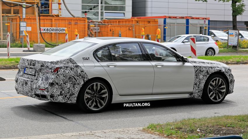 SPIED: 2019 BMW M760Li LCI seen, sheds more camo 832354