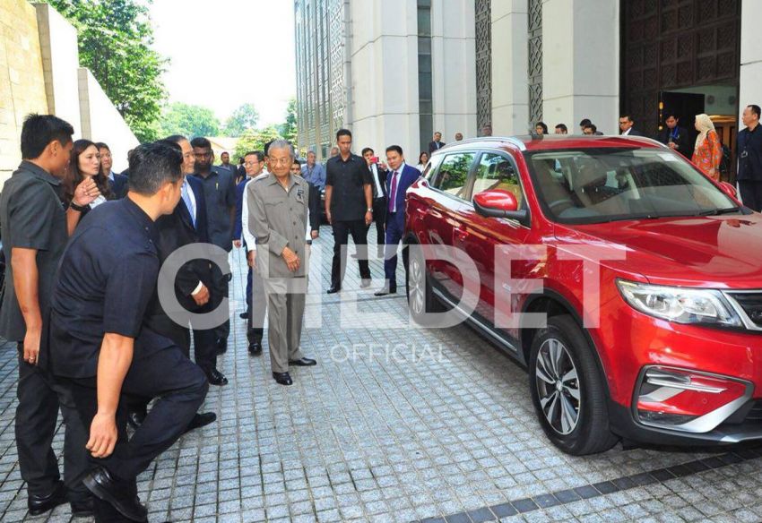 Prototaip SUV Proton pemanduan sebelah kanan buat kemunculan – diuji Perdana Menteri Tun Dr. Mahathir 831244